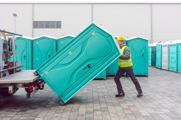 Portable Toilet Options We Offer in Heflin, AL